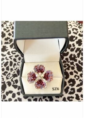 Purple Amethyst Flower Ring • Floral Cluster Purple Crystal Flower Ring - Size 6